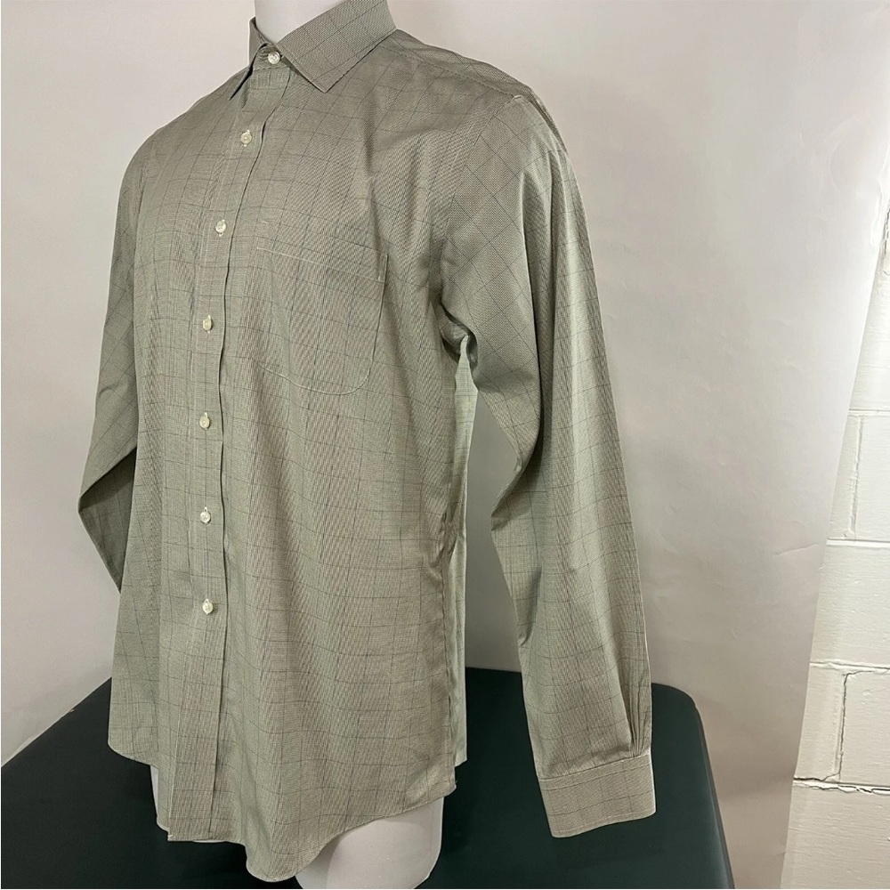 Brooks Brothers Men's Green Button Up Shirt - Size 16.5-36 (124) - Picture 2 of 10